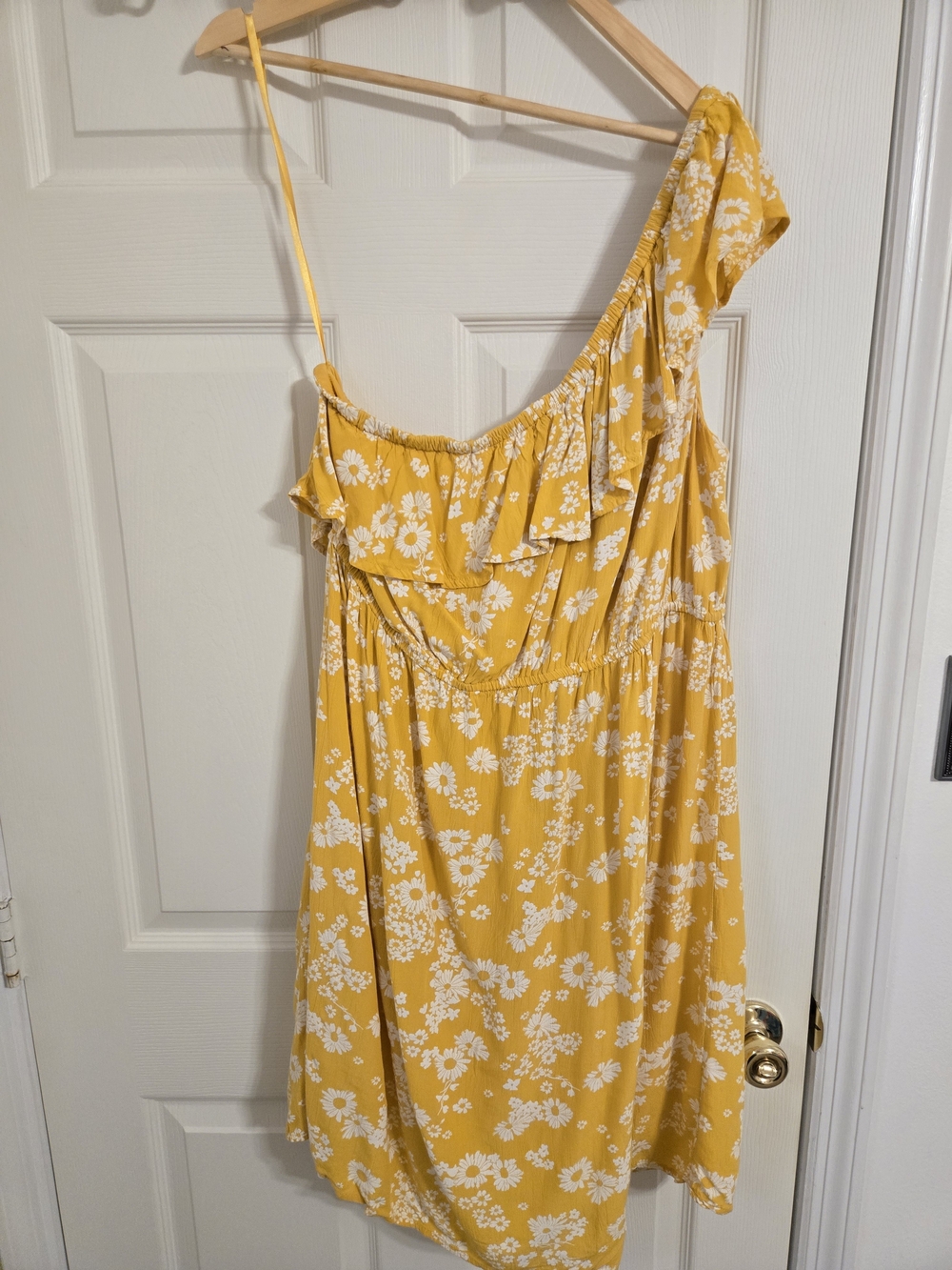 Old Navy Yellow One-Shoulder Floral Sundress Size XL
